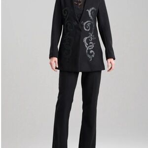 Natori Felt Embroidered Collarless Jacket